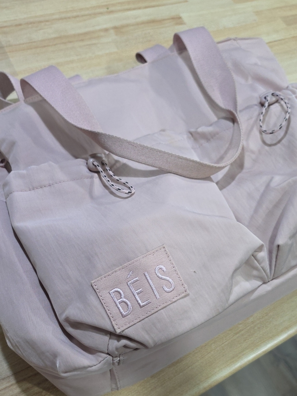Beis Sport Carry All In Atlas Pink - Picture 5 of 8
